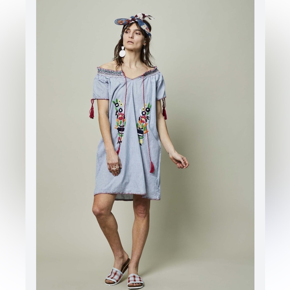 Rose and Rose Bello Embroidered dress sz M 100% cotton